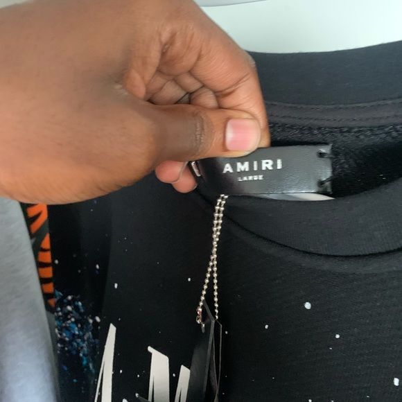 It’s an Amiri sweater and the Amiri bone runner shoes. For the sweater it’s $500 - Picture 5 of 6